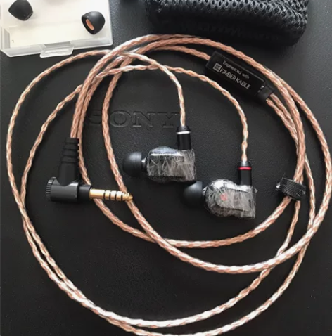 索尼XBA-Z5耳机 + 4.4金宝线M1...