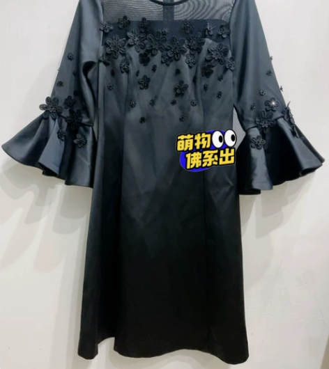 拉夏贝尔PueIIa品牌黑色连衣裙，做工精...