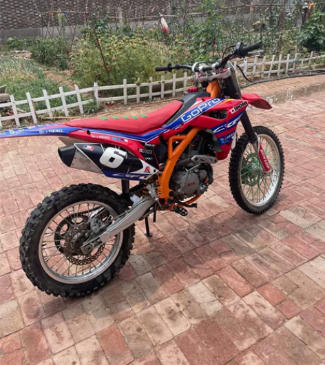 19年波速尔奸4S cb250水冷发动机 ...