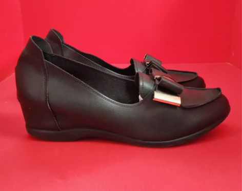 内层高软底休闲鞋    40码 包邮 鞋子...