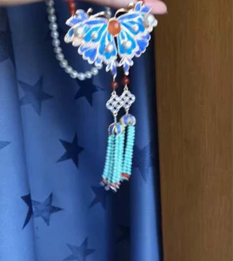 仿点翠蝴蝶 鹦鹉毛点的 可以做发夹胸针璎珞...