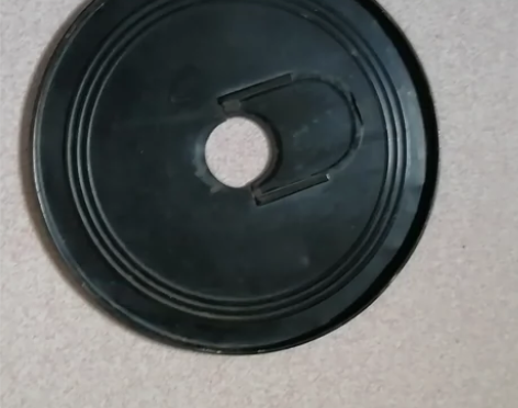 飞鸽26自行车链盒前盖与后堵，全套28元，...