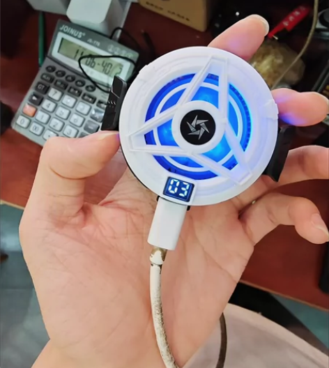 【高性价比产品】磁吸半导体可磁吸平板手机散...