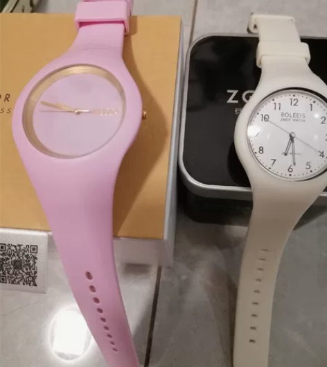 两块手表非卡西欧斐乐swatch 紫色舞时...