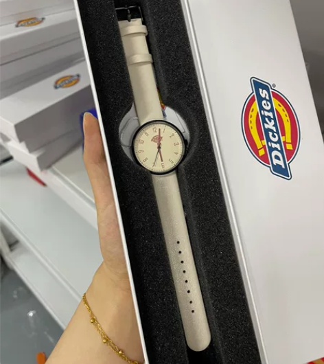 博主闲置！全新仅拍照 Dickies经典圆...