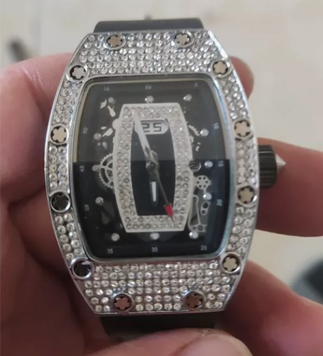 闲置物品意卡伊出手 感兴趣的话点“我想要”...