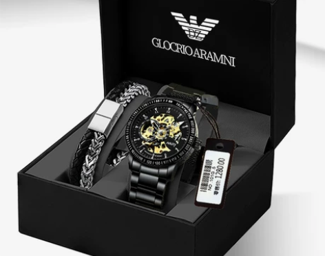 个人使用机械手表8成新轻微磨痕 感兴趣的话...