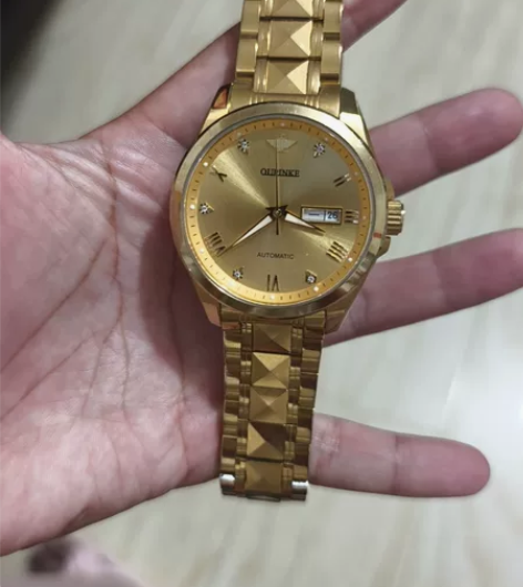 自带款瑞士欧品客正品99新 感兴趣的话点“...