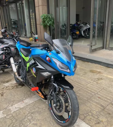 单杠电喷忍者 成色好 车况良好 价格便宜喜...