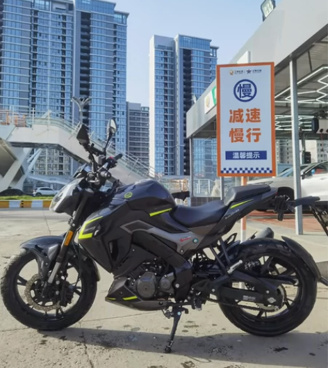 Benelli/贝纳利 22款贝拉利小迅龙...