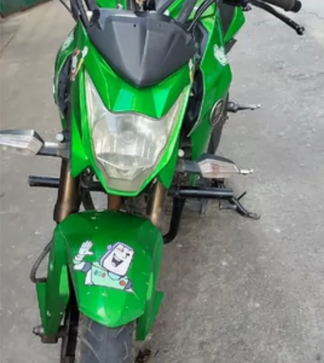 慢出一台自用小飞鹰150cc，公里数107...