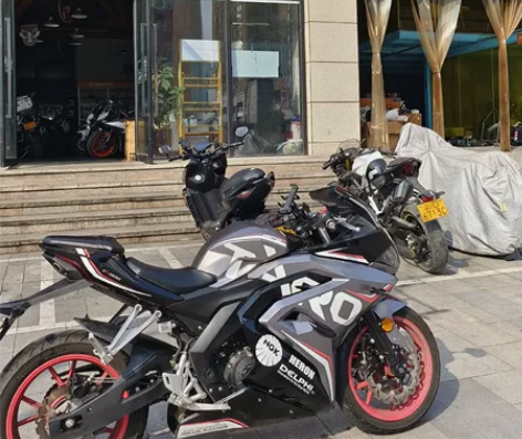 台荣gp2-200r，21年出厂上户六千公...