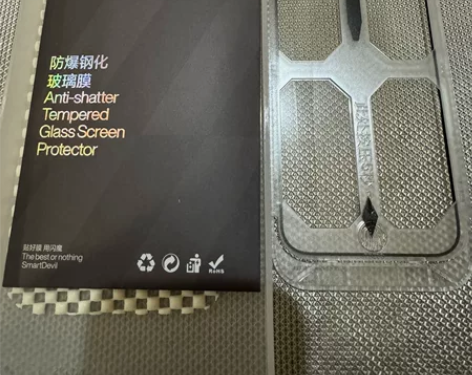 出绿联iPhone15pro手机壳，适用机...