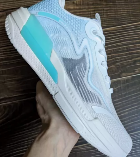 全新41码（255）特步男鞋软底休闲鞋夏季...