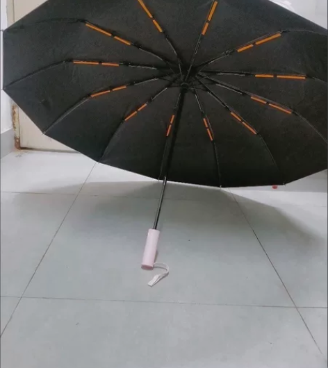 【40骨包邮价】全自动雨伞男大号折叠黑胶晴...