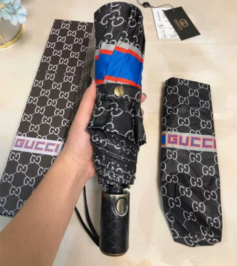 gucci自动晴雨伞，全新如图，喜欢款式的...