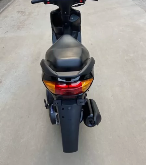 雅马哈巧格100cc，全车原版原漆，一颗螺...