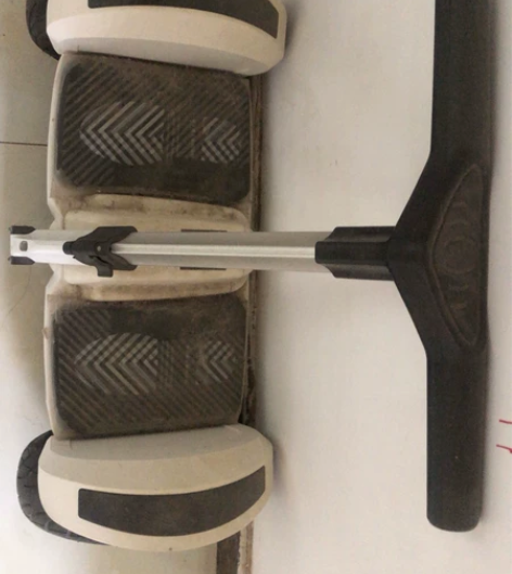 【55盛典价】领奥智能电动儿童自动平衡车旗...