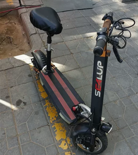 二手折叠锂电车出售，可以折叠的电动自行车，...