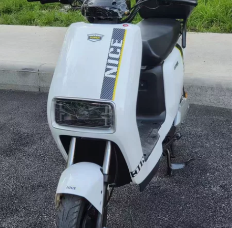 出售一辆新国标电车，基本上全新车，电瓶充满...