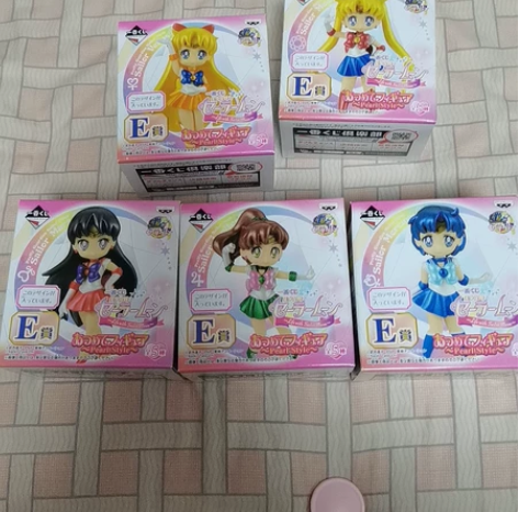 ??全新未拆封Bandai/万代轻微压痕污...