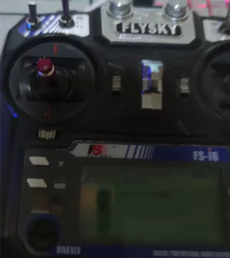 自组穿越机，能连接betaflight，电...