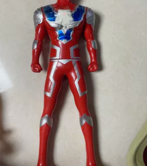 带灯光音乐奥特曼 感兴趣的话点“我想要”和...