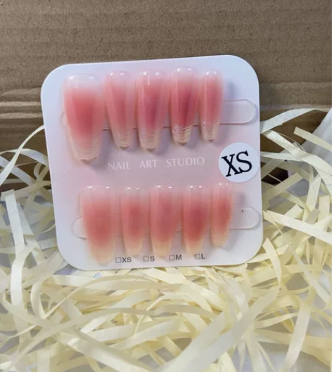 慕情纯手工穿戴甲，苹果原相机直出 三幅赠送...