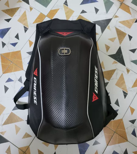 个人卖 东西 都不包邮，最好自取 成都 双...