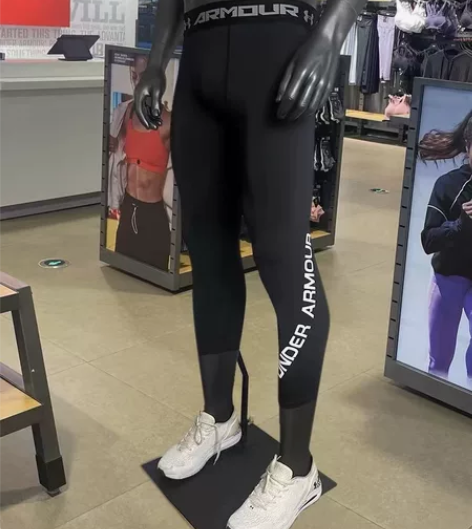 全新出售！！带吊牌带包装！！UA安德玛男子...