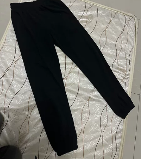 黑色束脚裤，百搭基础裤 s码100斤以下穿...