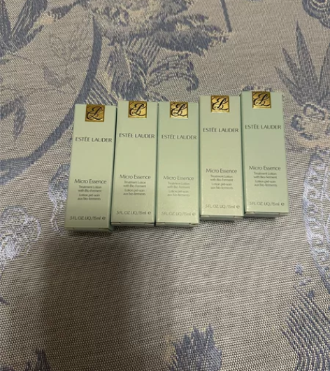 雅诗兰黛经典版微精华露15ml小样，一共5...