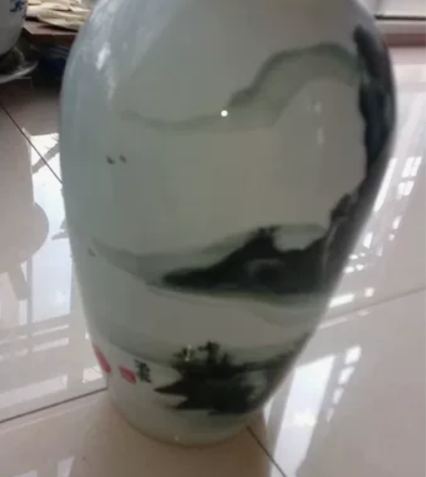 名家手绘花瓶     瓶高30㎝瓶围56㎝...