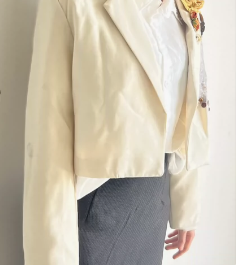 面料改造西装，可做服装设计结课作业 感兴趣...