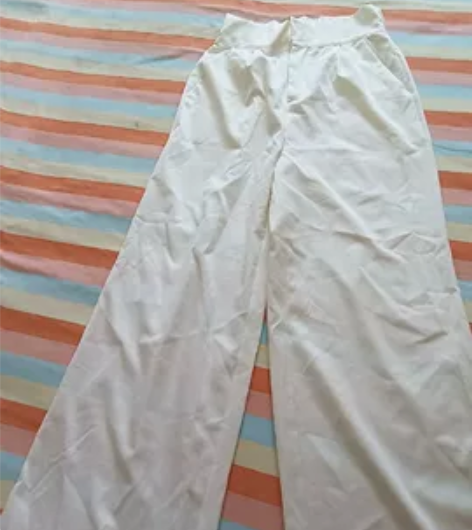 M码，后腰有打懒设计，阔腿裤，自行慎重选择...