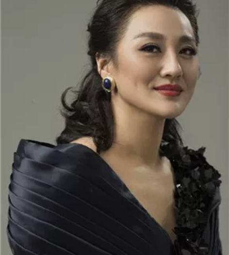 8.10，【唱片发烧友俱乐部】歌剧女主角的...