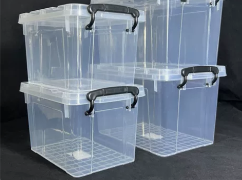 【清仓处理】五种规格的塑料透明直角带盖大容...