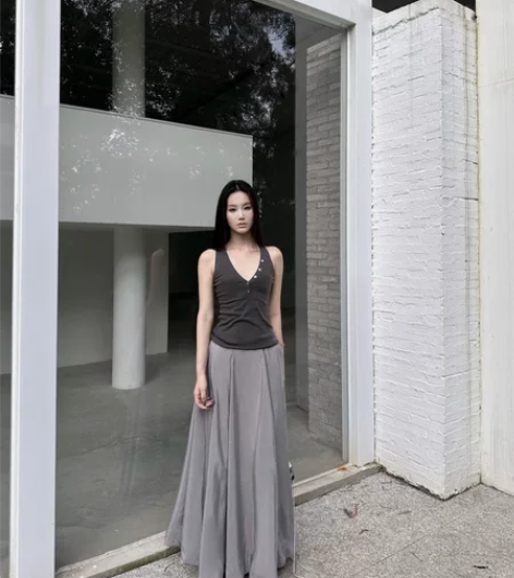 5werkwen斜边贝壳扣v领背心马甲 设...