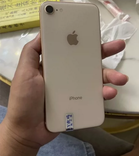 二手苹果8 正品全网通4G 品牌：Appl...