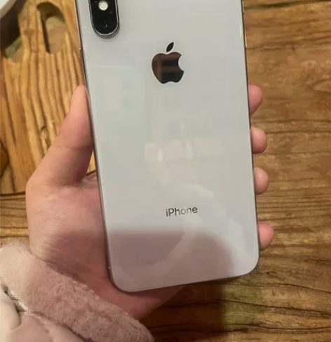 学生缺钱出 本人自用一手iPhonex 2...