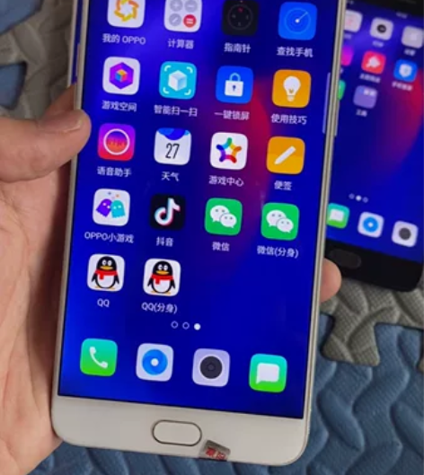 搬砖失败出100台二手机,oppo R9S...