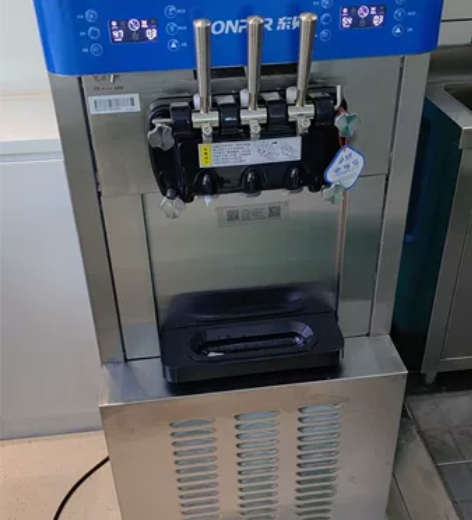 品牌冰淇淋机，各种品牌连锁店设备，博思通，...