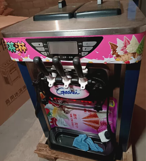 冰淇淋机，雪花机，一站式全部出售，不单独出...