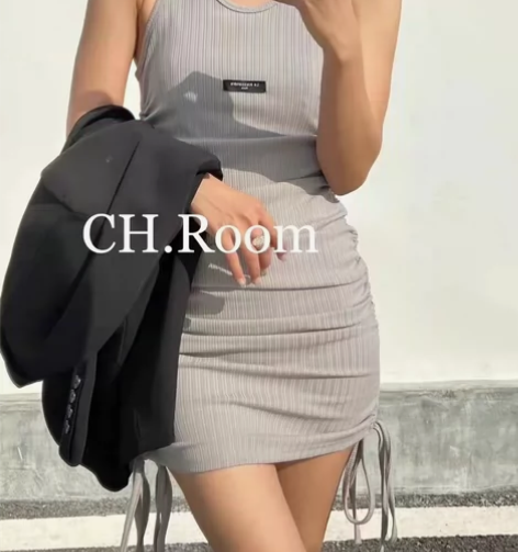 裙子放开绳子可穿到小腿 穿到115斤左右满...