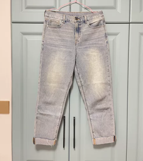 裤子是M码的，腰围75以下都能穿 本人没穿...