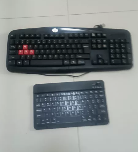 闲置的力胜 PC有线键盘 USB接口 成色...