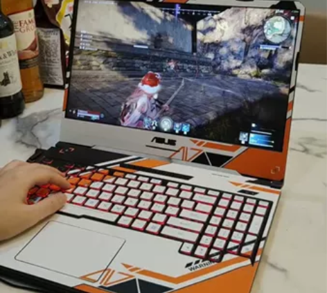 华硕大型3A电竞游戏本，高端锐龙R7处理器...