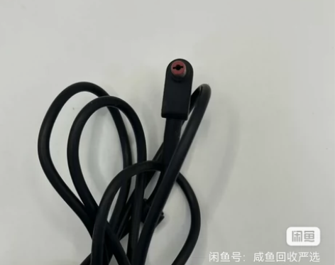 宏碁暗影骑士擎台达180W中号圆口不带针电...