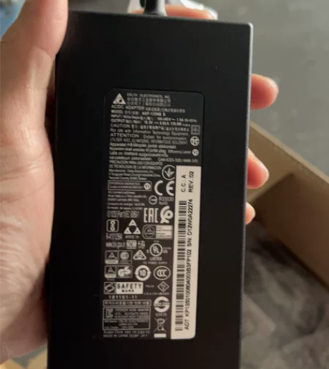 全新原装宏基暗影骑士擎笔记本电源适配器19...