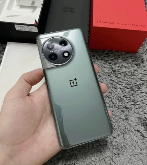 一加11，95新左右，全网通，无拆修，大型...